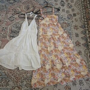 SO Women's White and Floral Dresses